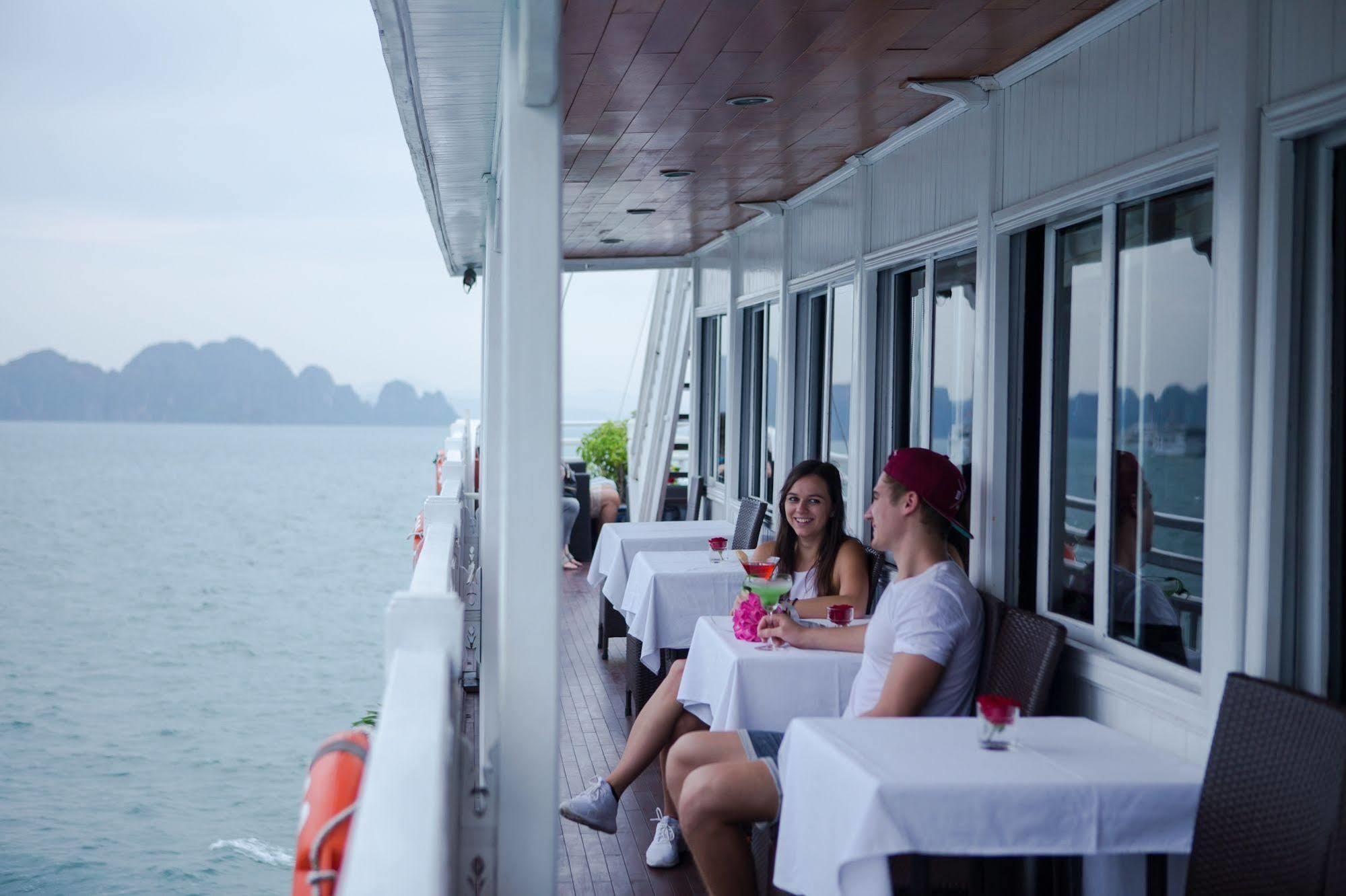 Syrena Cruises Hotel Ha Long Exterior foto